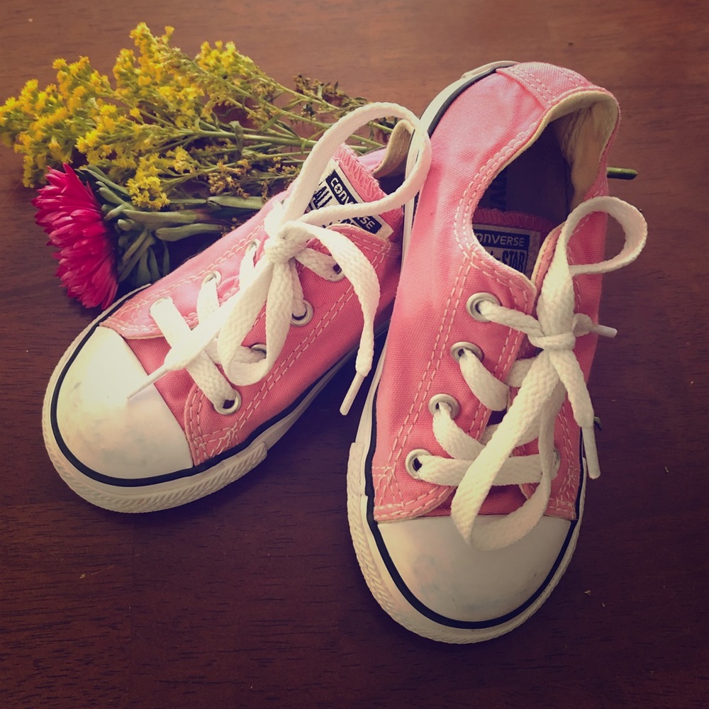 Pink Toddler Converse 🌸